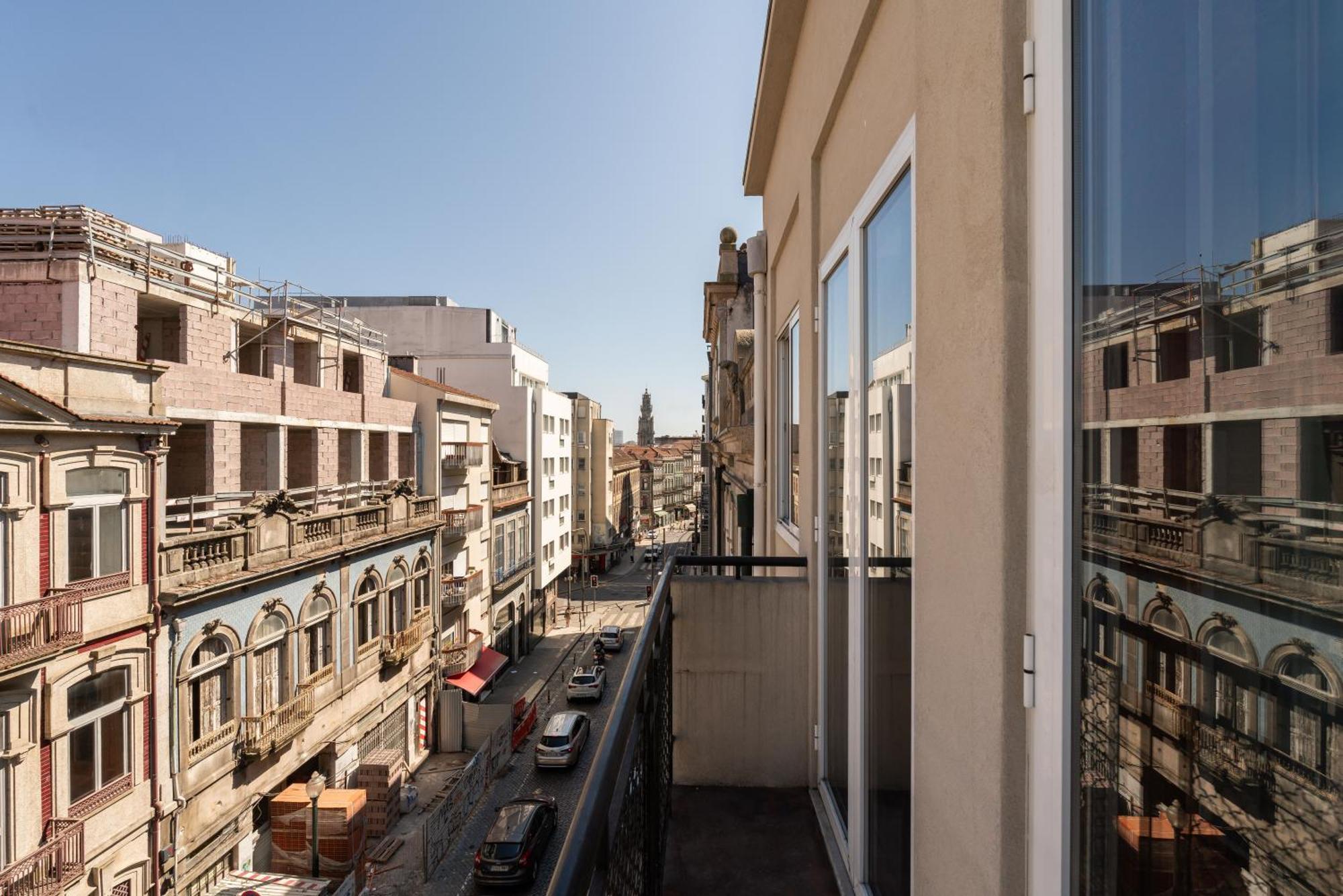 Host Wise - Colorful Bright Flat With Balcony Lejlighed Porto Eksteriør billede