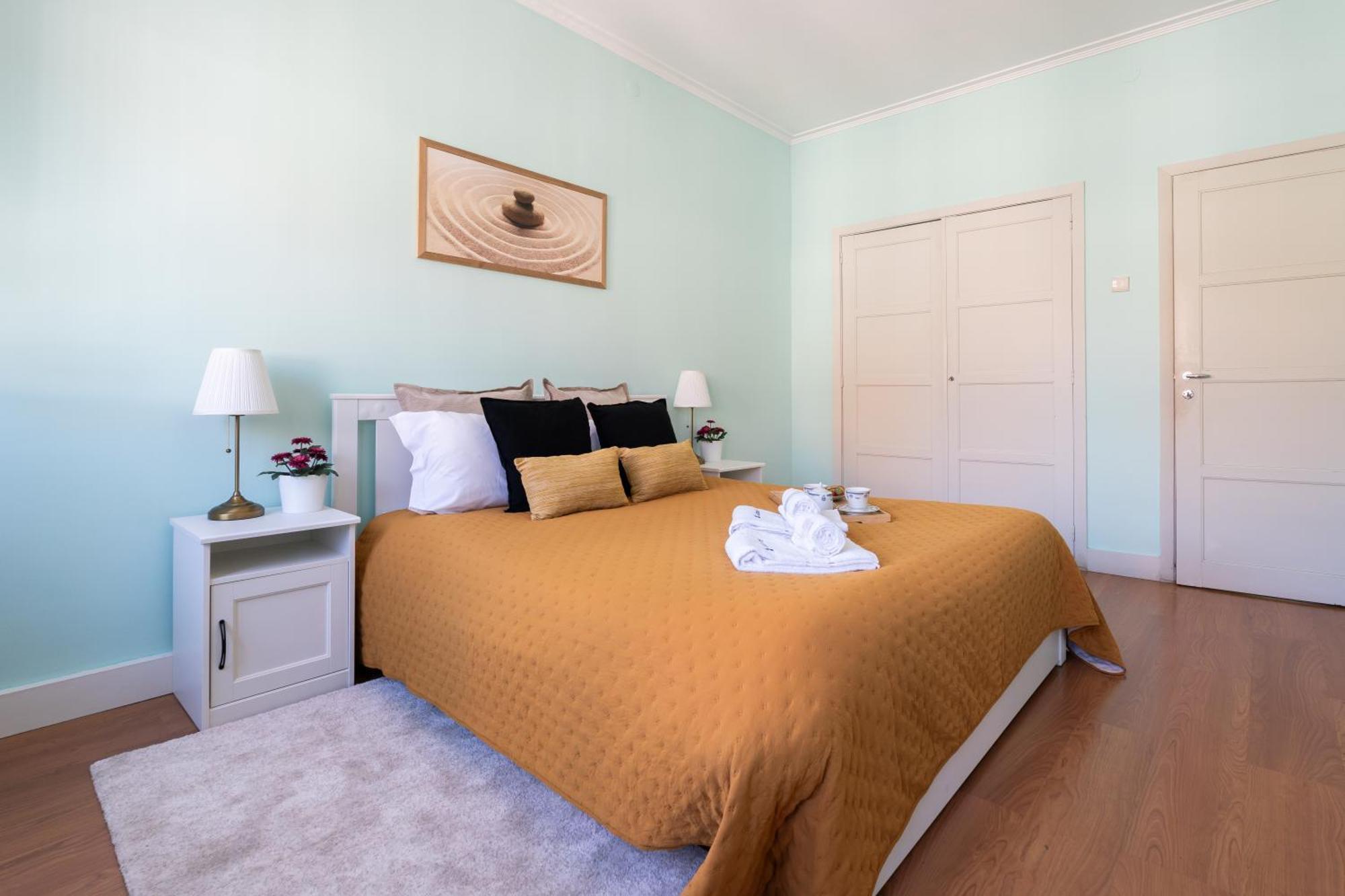 Host Wise - Colorful Bright Flat With Balcony Lejlighed Porto Værelse billede
